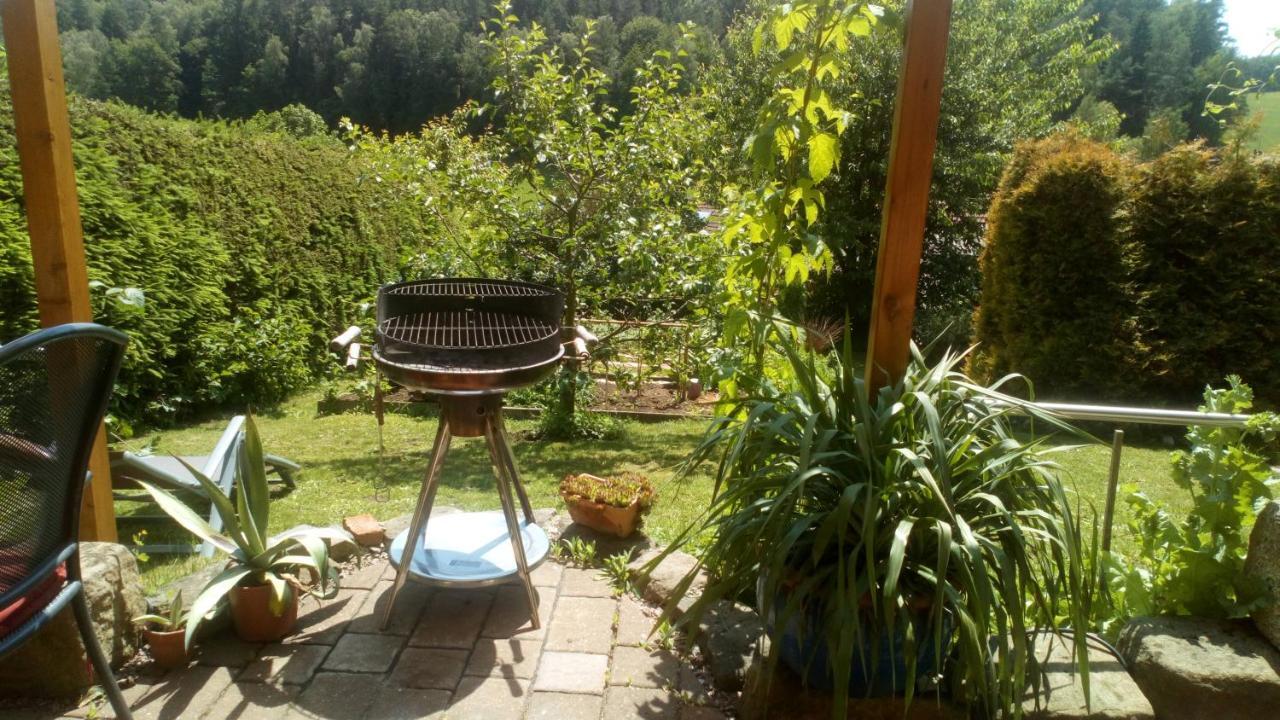 Apartment Mit Gartenblick Eckersdorf Exteriér fotografie